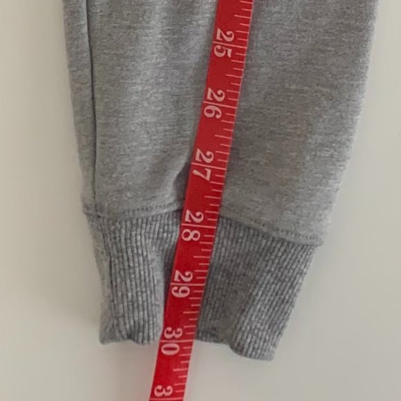 EUC Izod Advantage Performance Stretch Men's Sweatshirt Size Medium Blue/Gray - Picture 12 of 12